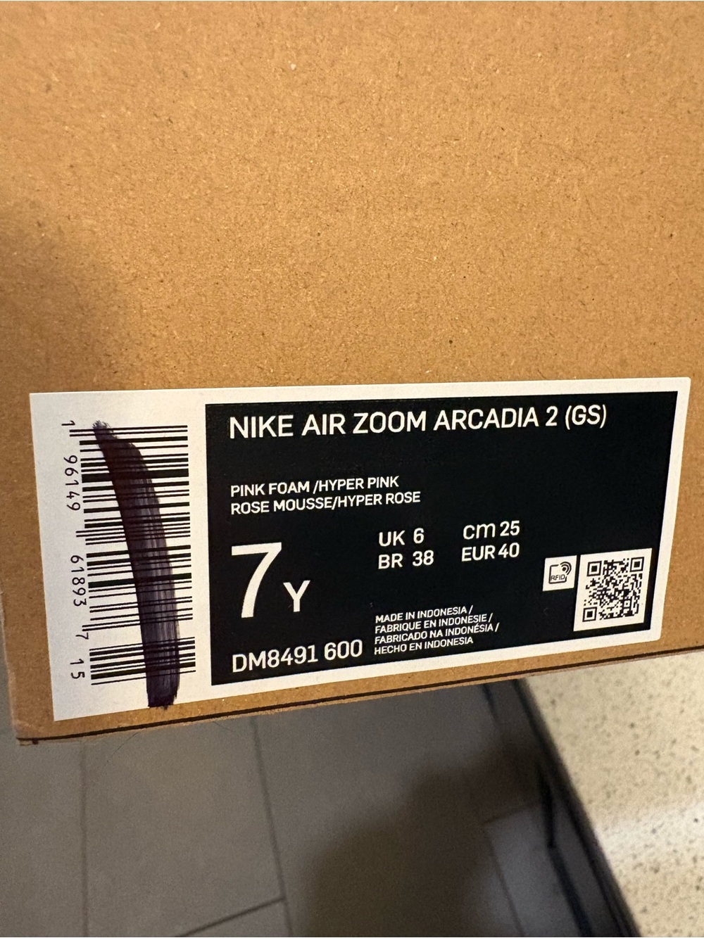 NWT Nike Womens Air Zoom Arcadia 2 GS 'Pink Foam Hyper Pink' sneakers. Size 8.5 - Picture 3 of 5